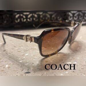 Coach Sunglasses HC8179